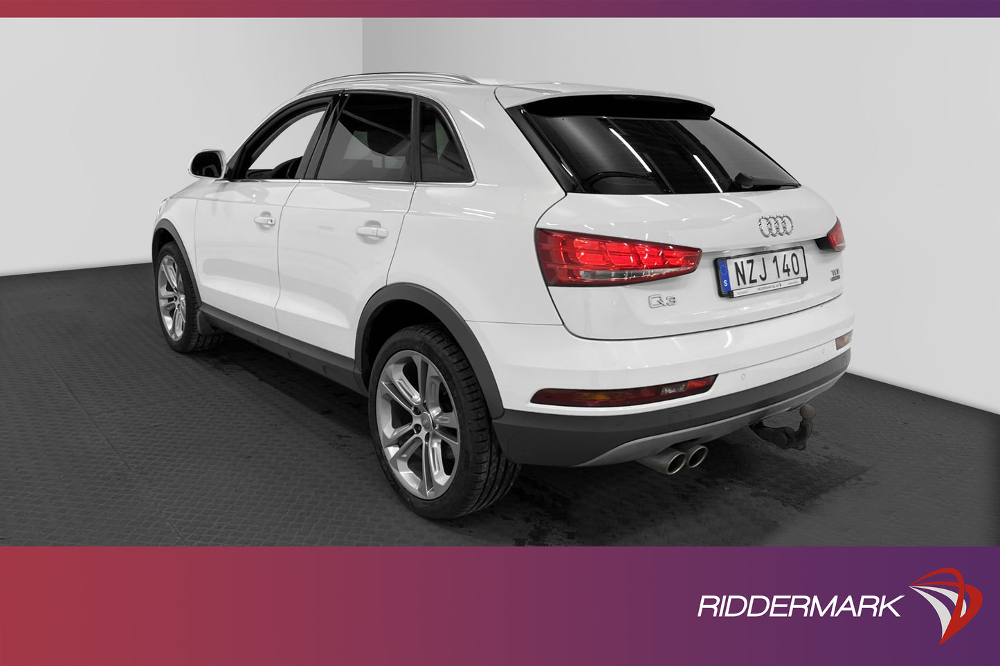 Audi Q3 TDI Q 150hk Sport Edition Halvskinn Sensorer Drag