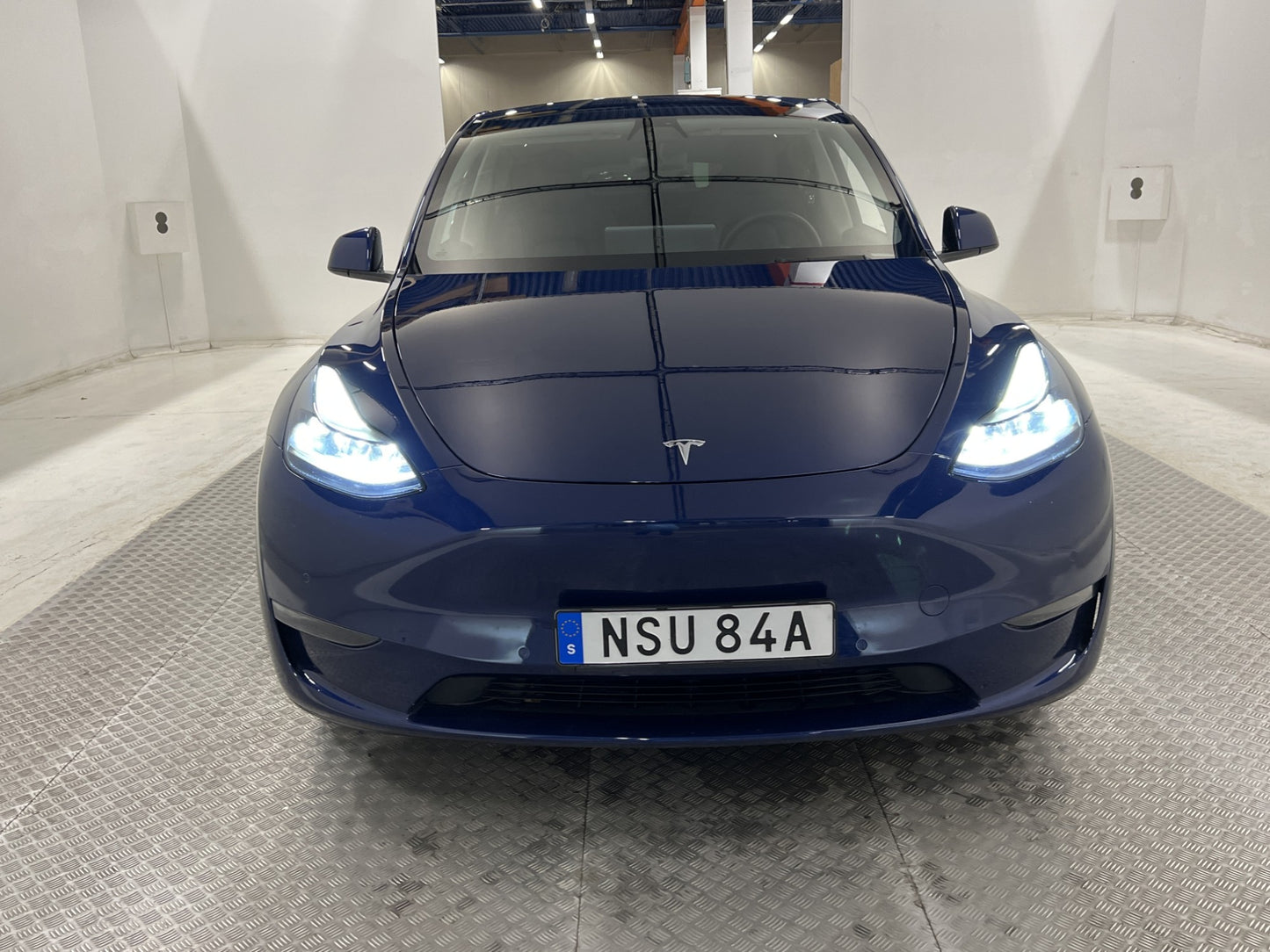 Tesla Model Y Long Range AWD 345hk Svensksåld Rattvärme