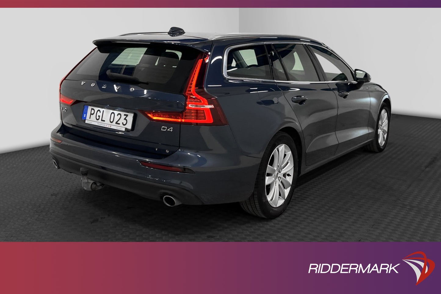 Volvo V60 D4 190hk Momentum D-Värm VOC B-Kamera Navi Drag