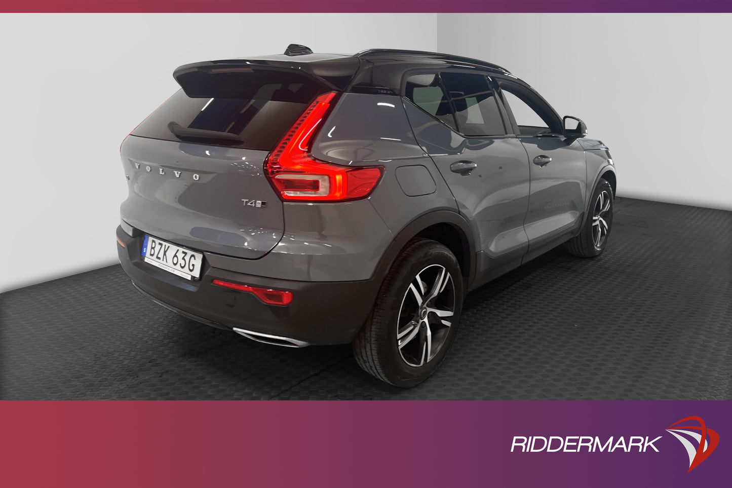 Volvo XC40 T4 AWD 190hk R-Design VOC B-värm B-kamera Skinn