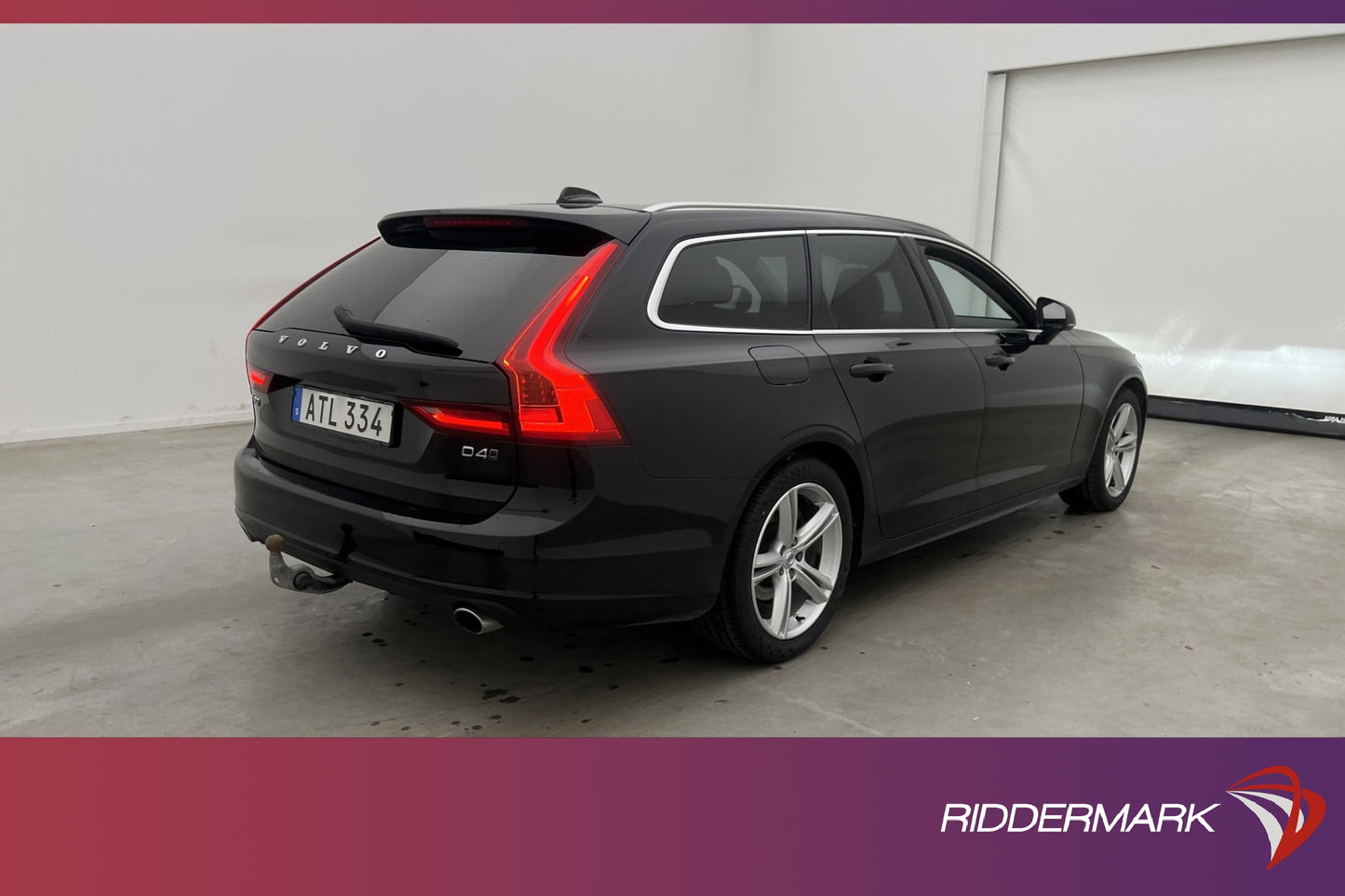 Volvo V90 D4 AWD Momentum VOC Värmare Sensorer Drag Välserv