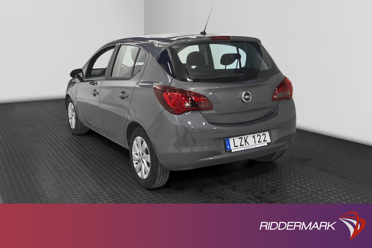 Opel Corsa 1.4 90hk M-Värmare Rattvärme Låg Skatt 2-Brukare