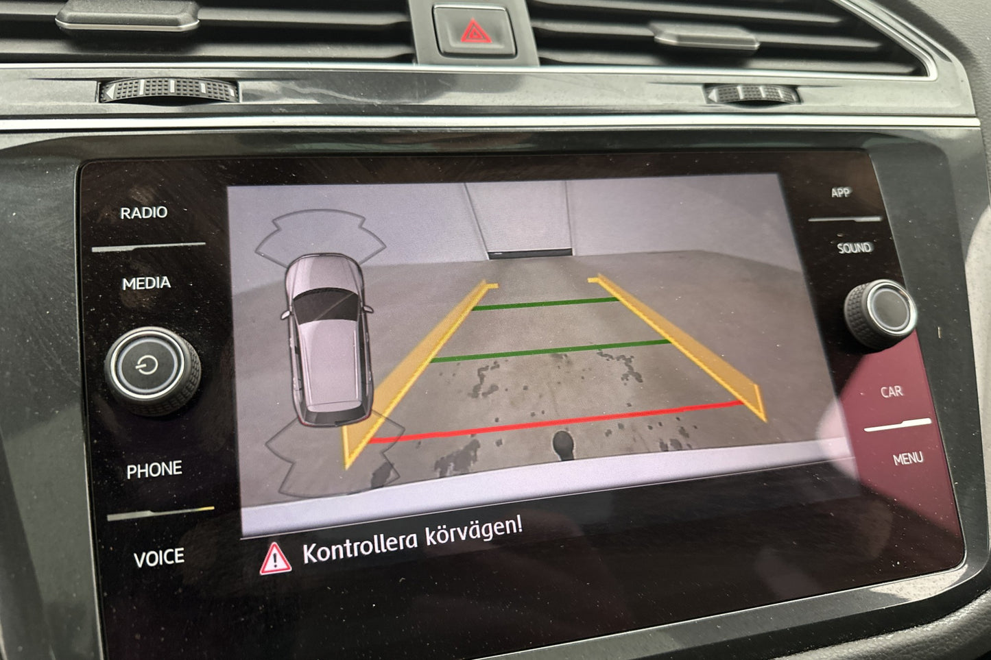 Volkswagen Tiguan 2.0 TDI 4M GT Cockpit Pano Kamera Drag