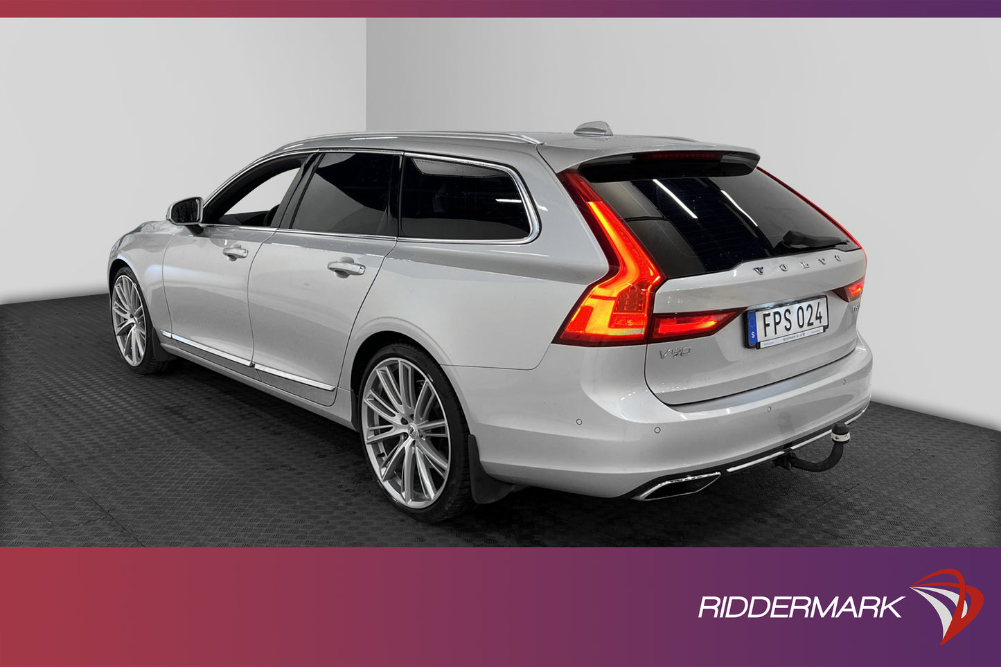 Volvo V90 D5 235hk AWD Inscription Pano B&W 360º D-Värm VOC