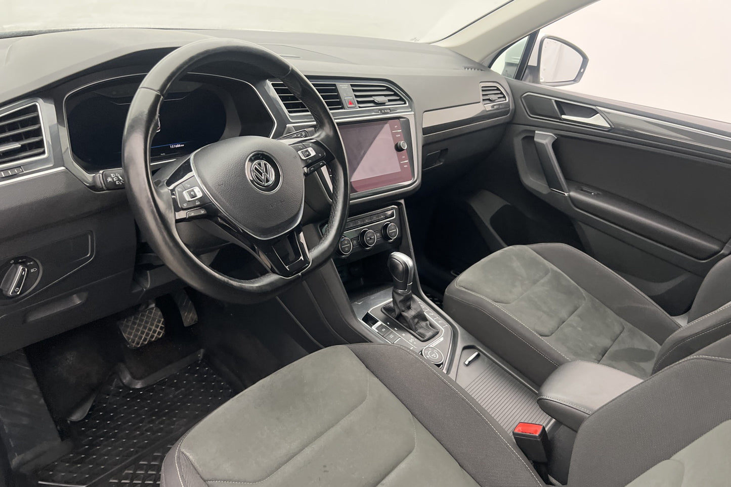 Volkswagen Tiguan 2.0 TDI 4M R-Line Cockpit Värm Kamera Drag