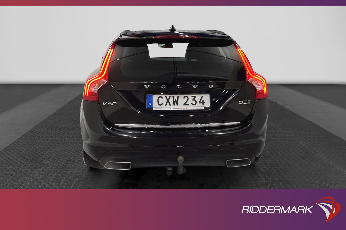 Volvo V60 D5 Plug-in AWD 231hk Momentum PSensorer Drag