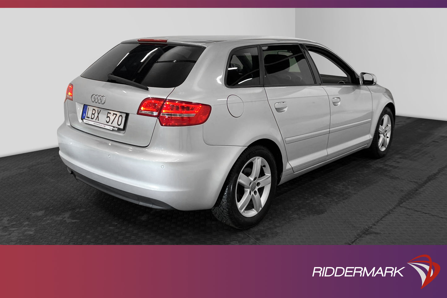 Audi A3 1.6 TDI S Tronic 105hk M-Värm P-Sensorer 0,43l/mil