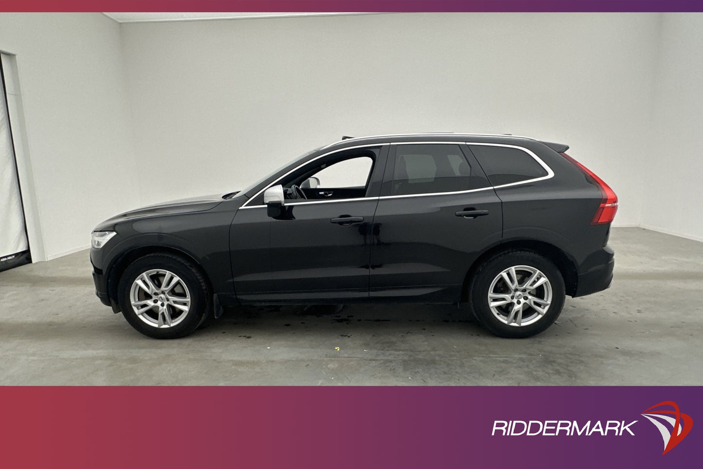 Volvo XC60 D4 AWD R-Design VOC Pano Värm Kamera Navi BLIS