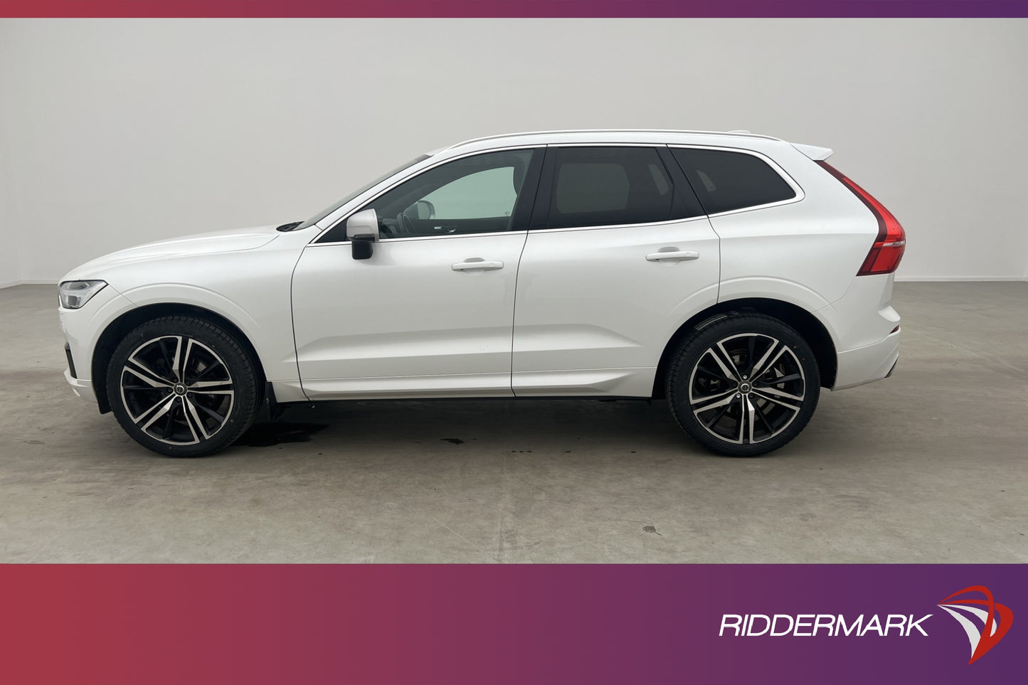 Volvo XC60 T5 AWD 254hk R-Design VOC Värm Pano Kamera Drag