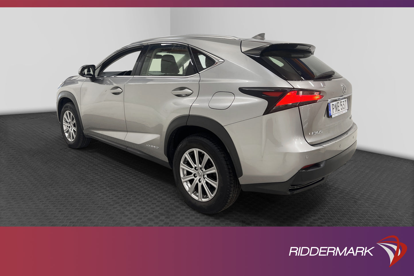 Lexus NX 300h AWD 2.5 197hk Comfort Backkamera Välservad