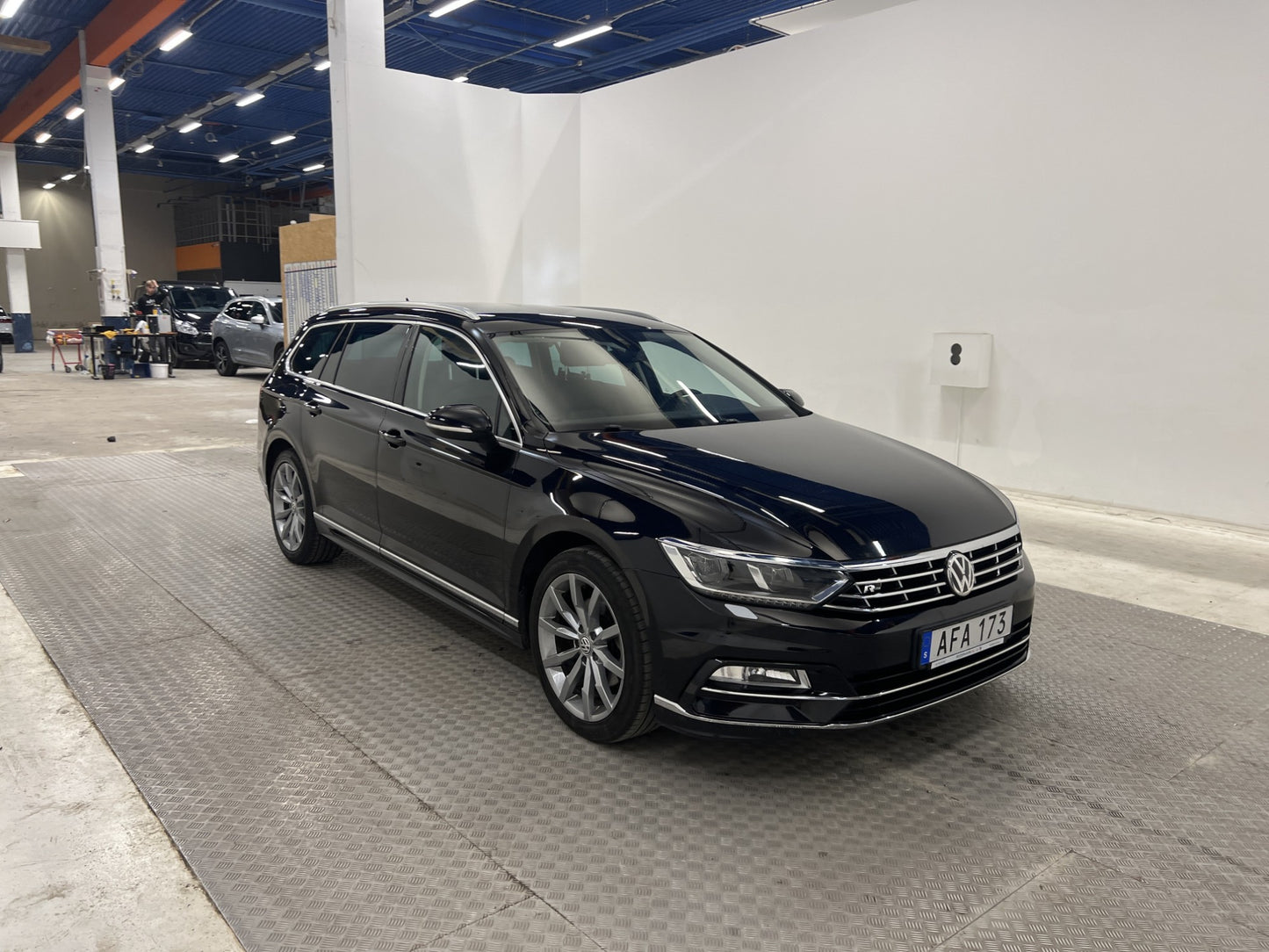 Volkswagen Passat TDI 190hk R-Line Cockpit D-Värmare Läder