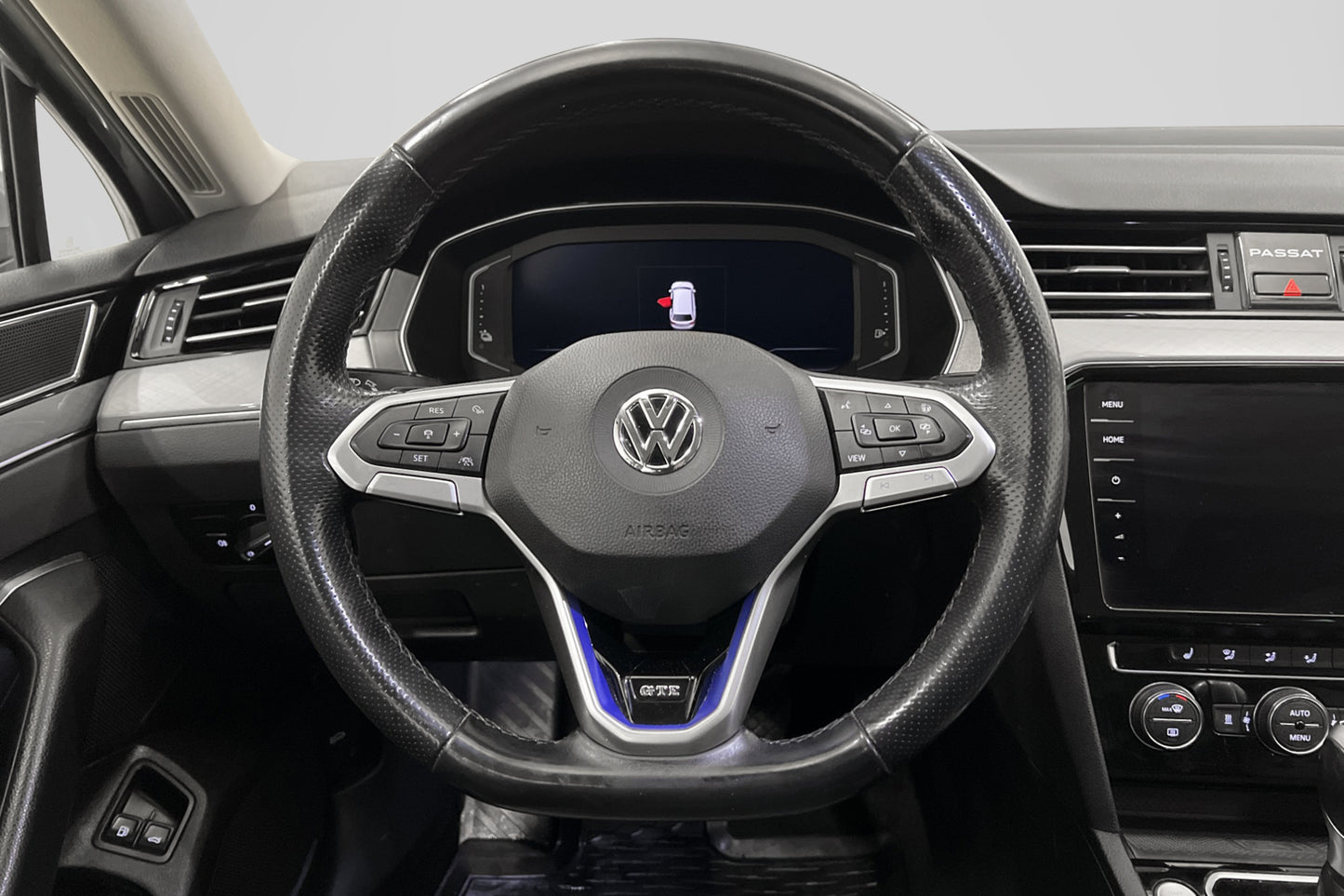 Volkswagen Passat GTE 218hk Cockpit Värm Skinn Drag MOMS