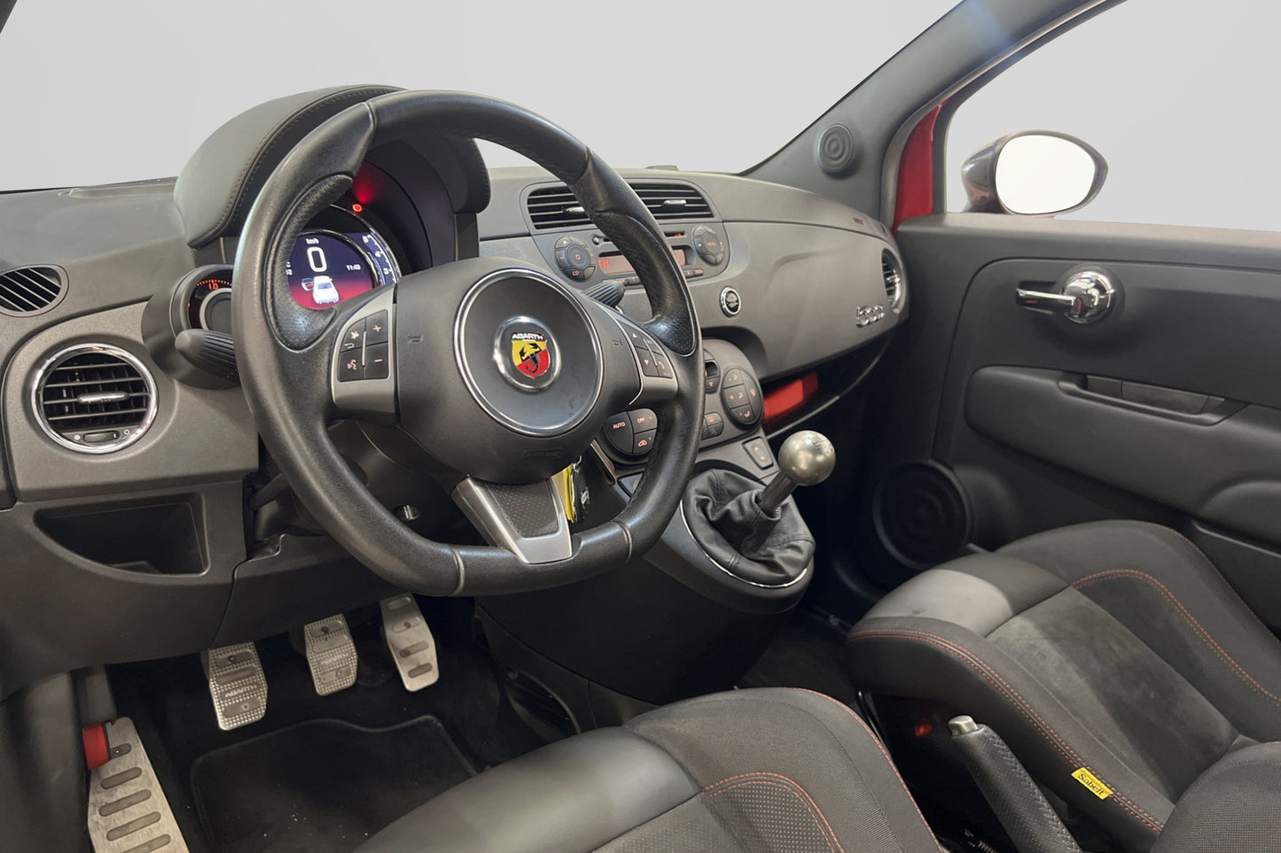 Abarth 595 1.4 T-JET 180hk Competizione Sportavgas Bremobo