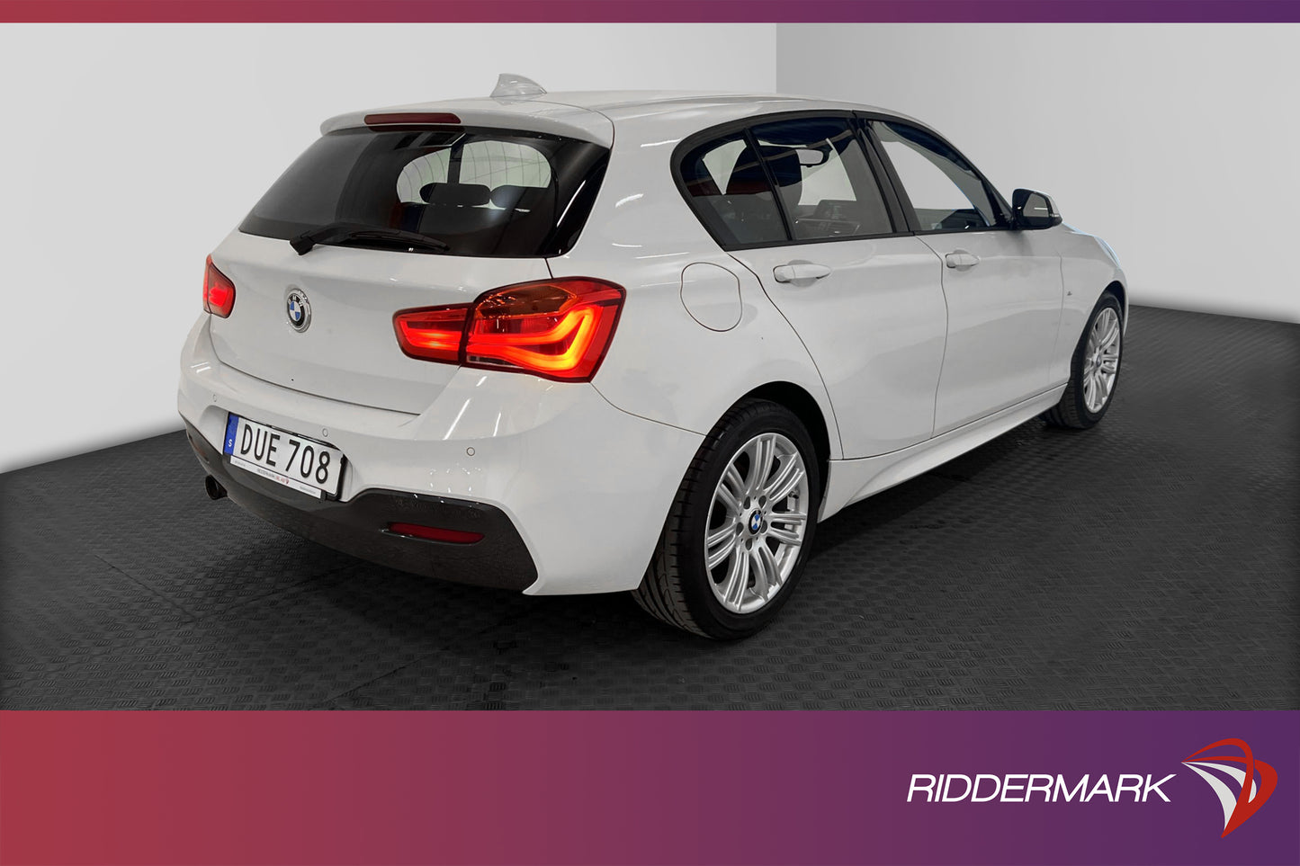 BMW 118 i 136hk M-Sport Navigation Shadowline PDC Nyservad