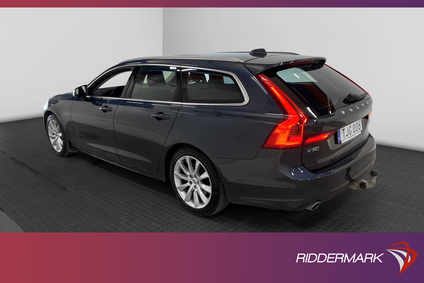 Volvo V90 D4 190hk AWD Momentum D-Värmare VOC Drag 0,53l/mil