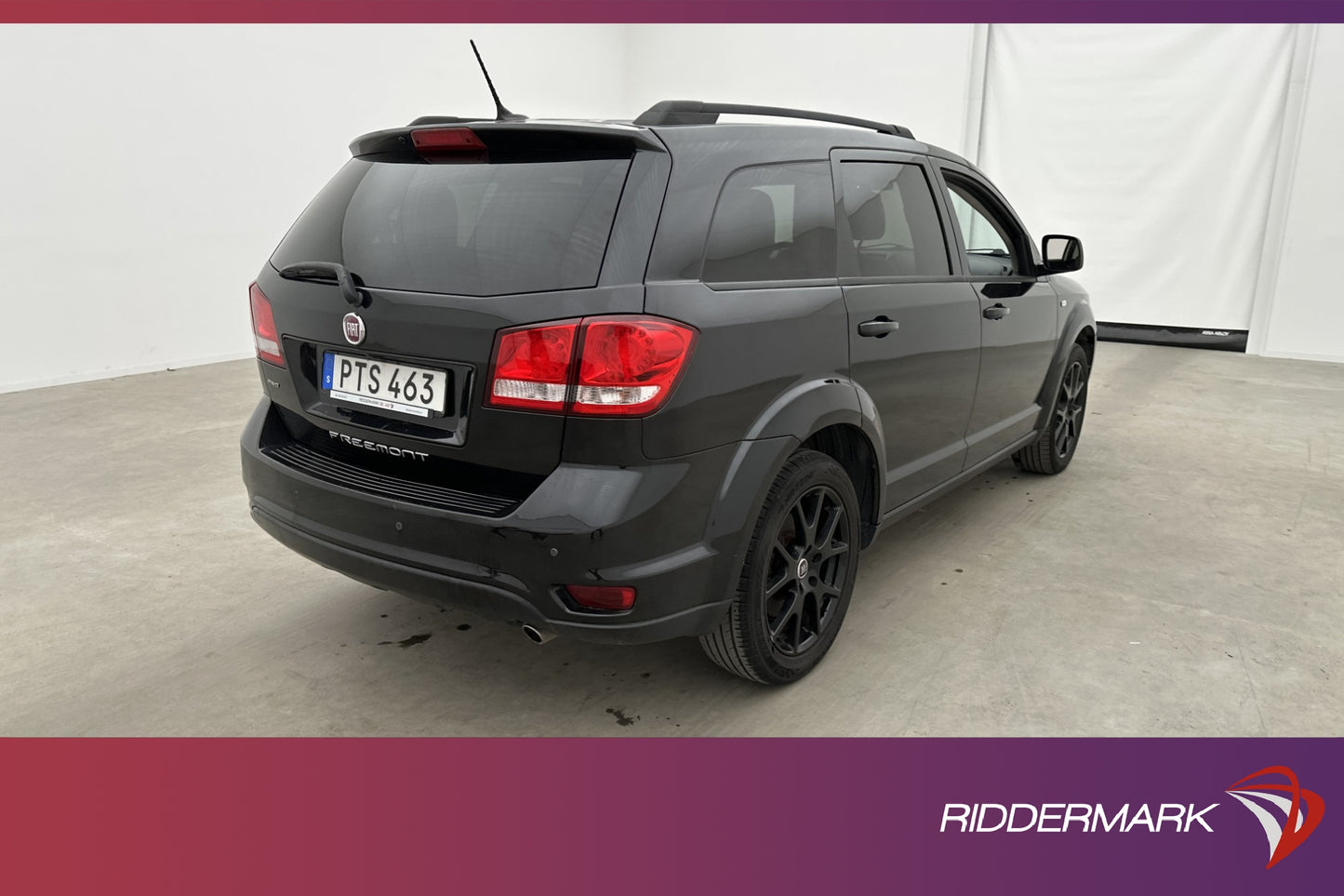 Fiat Freemont 4x4 170hk Black Code 7-Sits Kamera Navi Skinn