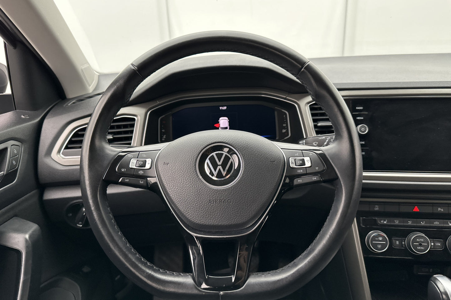 Volkswagen T-Roc TSI 150hk Plus Cockpit Värm Drag Välservad