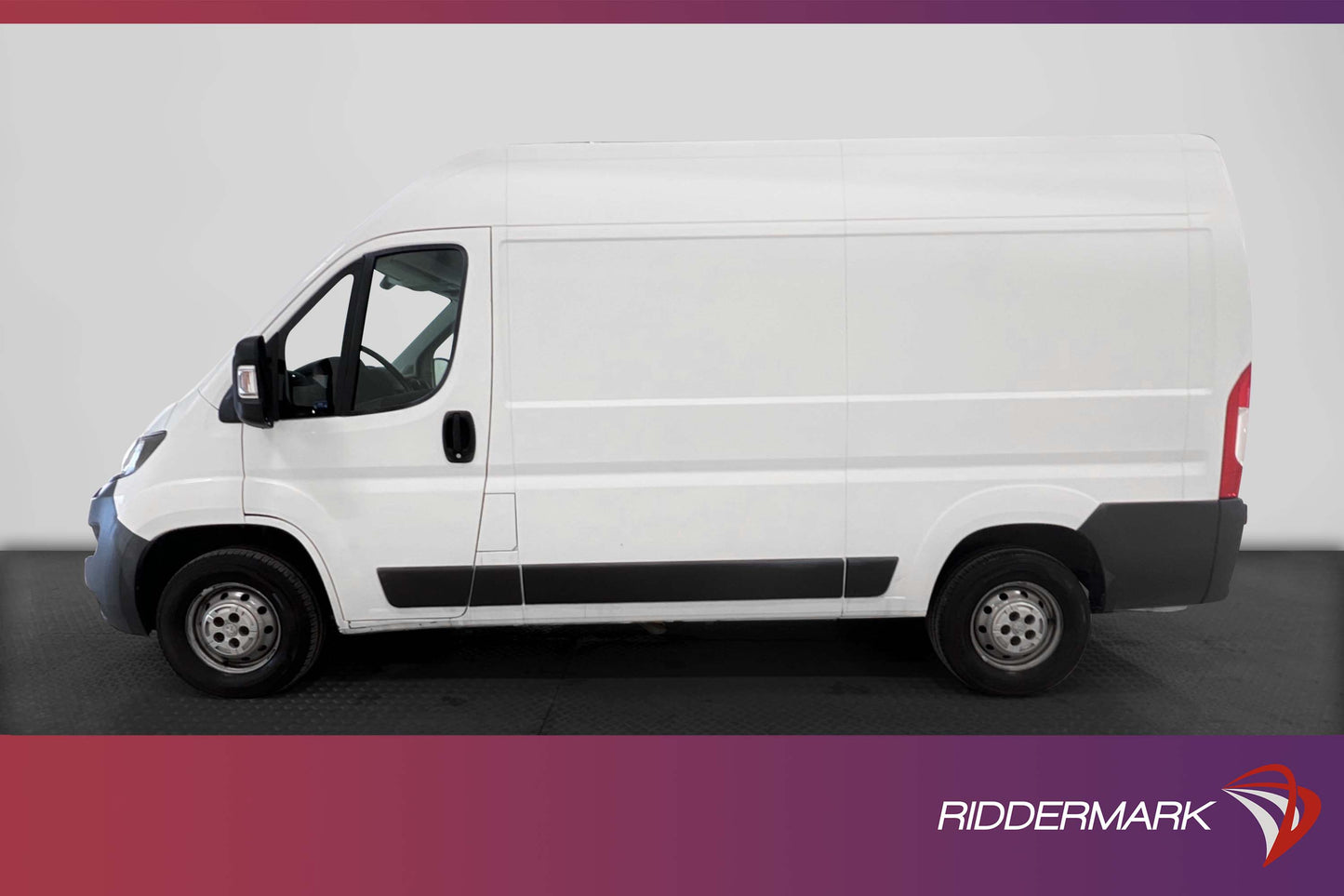 Peugeot Boxer L2H2 2.2HDi Värmare Dragkrok B-Kamera Moms