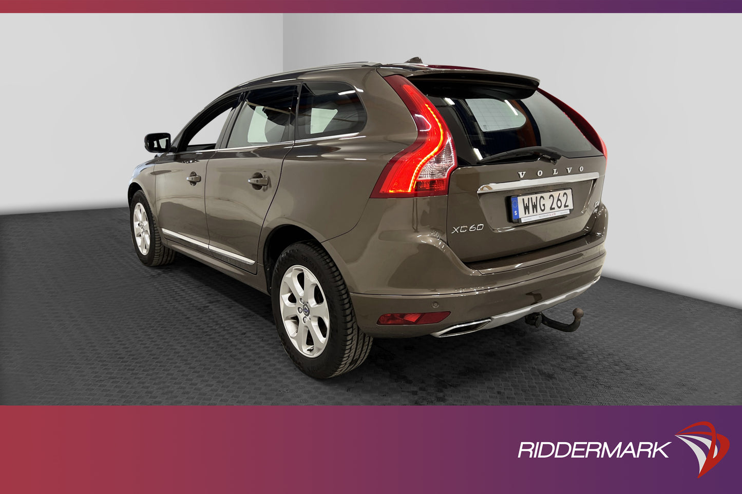 Volvo XC60 D4 AWD 190hk Summum P-Värm Skinn Keyless VOC Drag