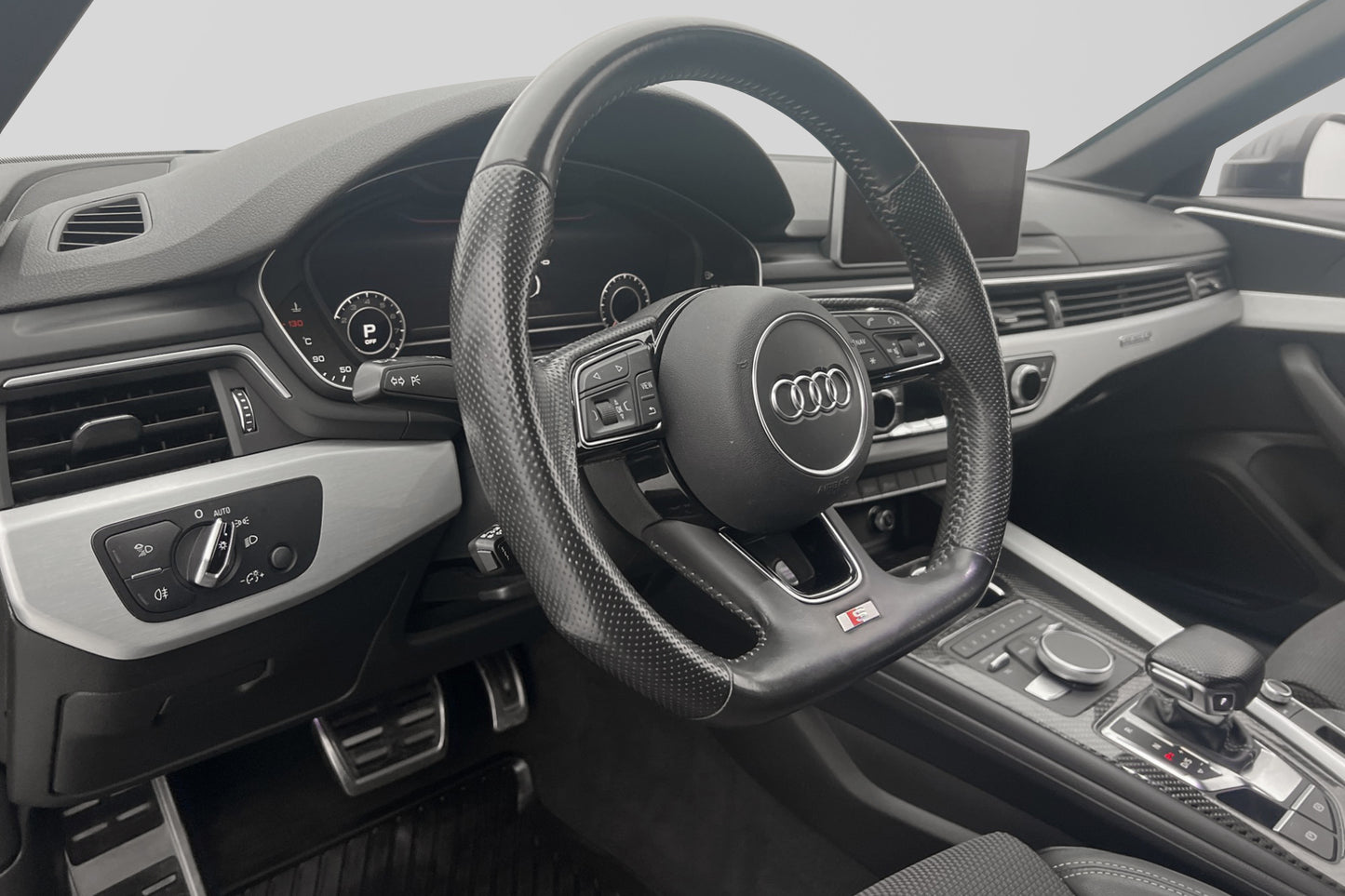 Audi A4 Avant TFSI 252hk S-Line Cockpit Värm Sensorer Drag