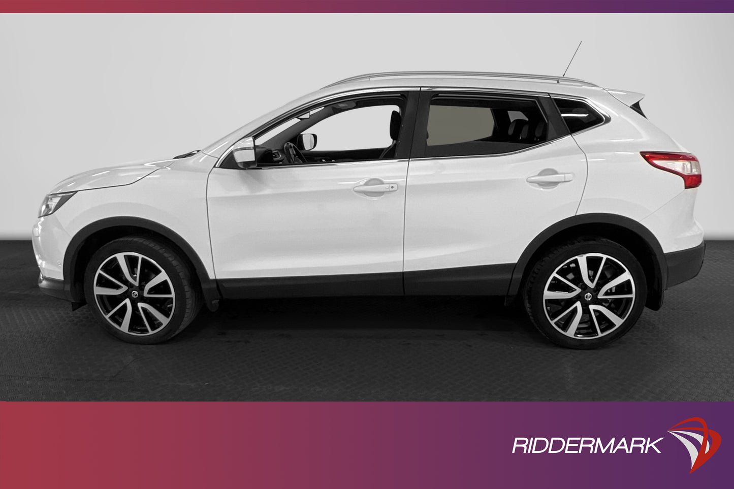 Nissan Qashqai 1.5 dCi 110hk Tekna Pano 360 View Navi