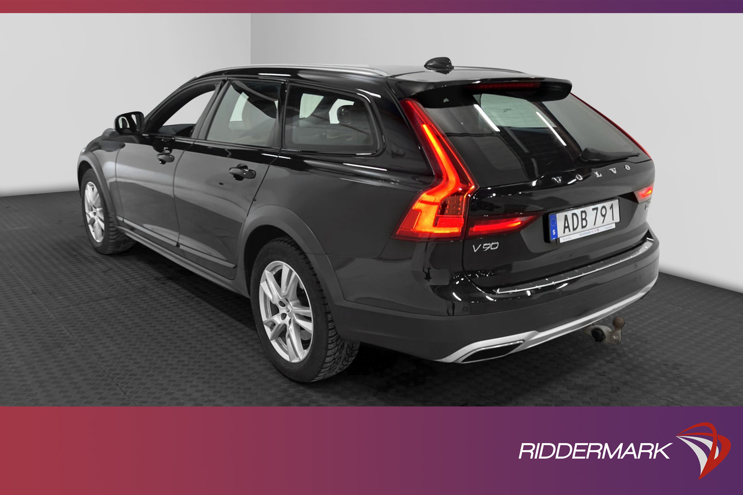 Volvo V90 Cross Country D4 AWD Inscription Pro VOC Navi Drag