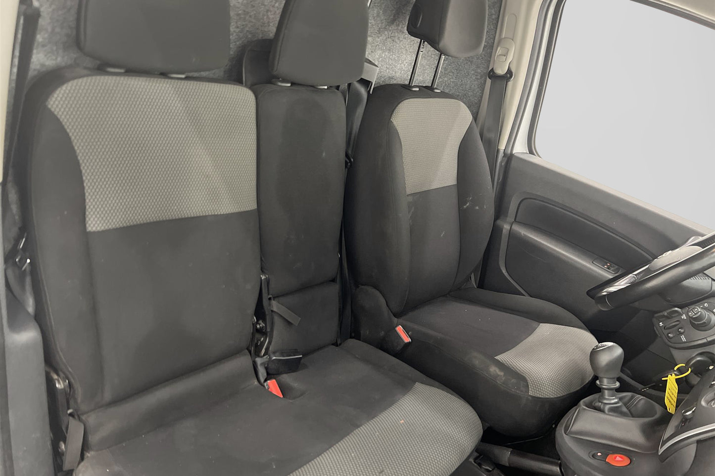 Nissan NV250 1.5dCi 95hk Dragkrok B-Kamera 1-Ägare Moms