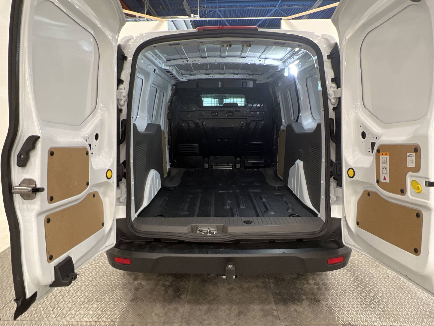 Ford Transit Connect LWB 1.5 Värmare Dragkrok B-Kamera Moms