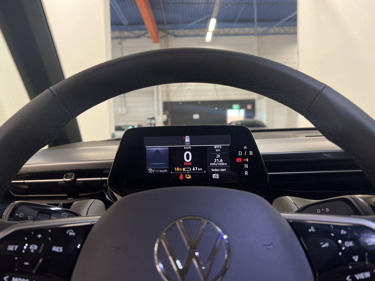 Volkswagen ID. Buzz 82kWh 204hk Kamera 415km/WLTP Moms