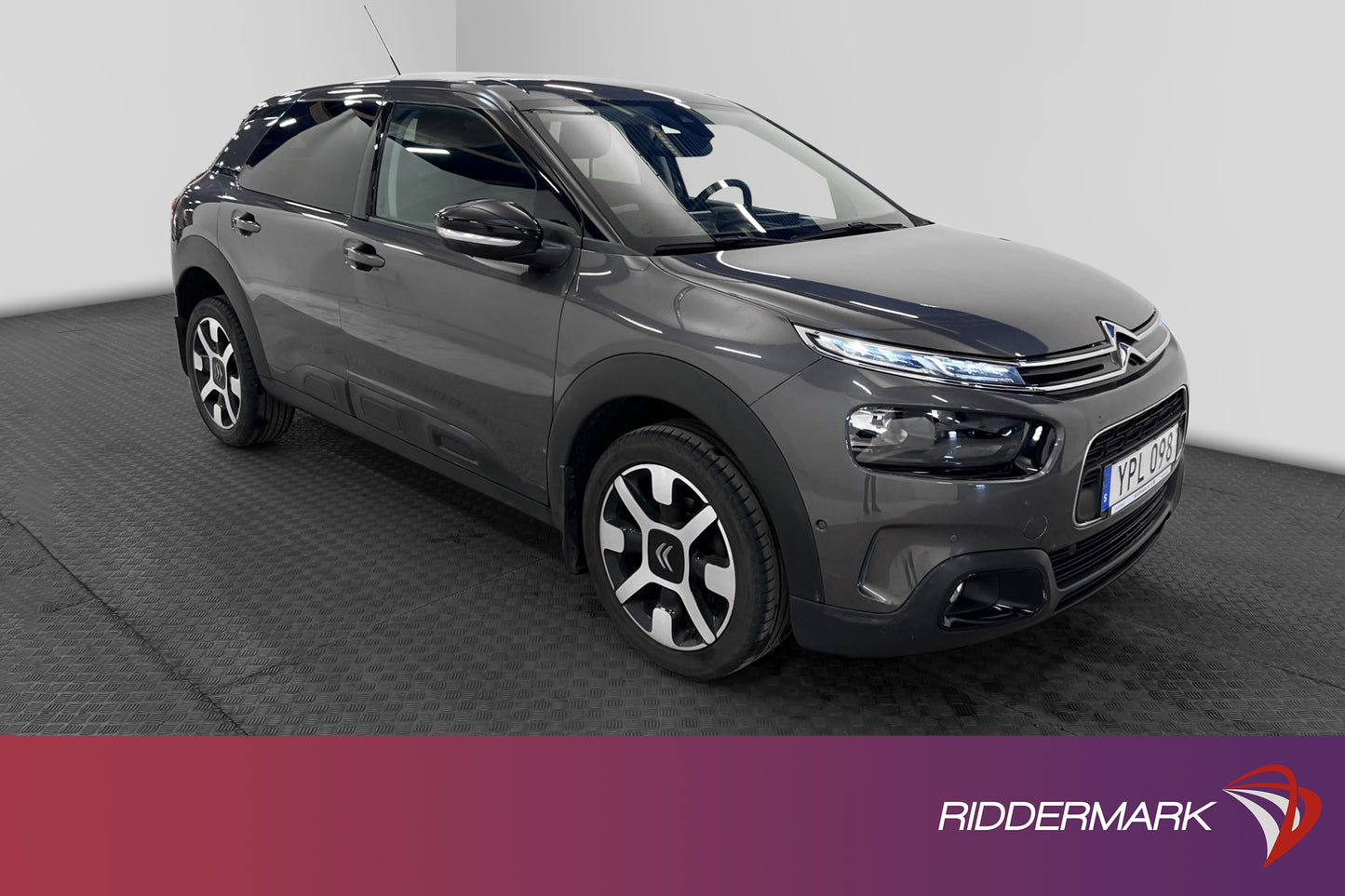 Citroën C4 Cactus 1.2 110hk Panorama Navi CarPlay P-Sensorer