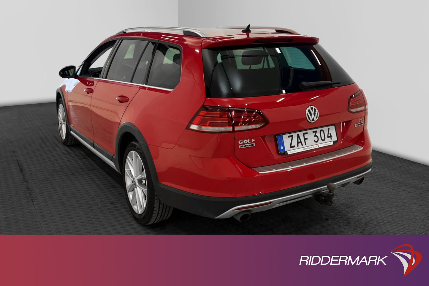 Volkswagen Golf Alltrack 1.8 TSI 4M Bvärm Drag Carplay B-kam