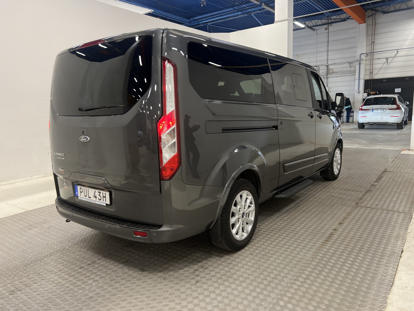 Ford Tourneo Custom Lång 2.0 Värmare Handikappanpassad Ramp