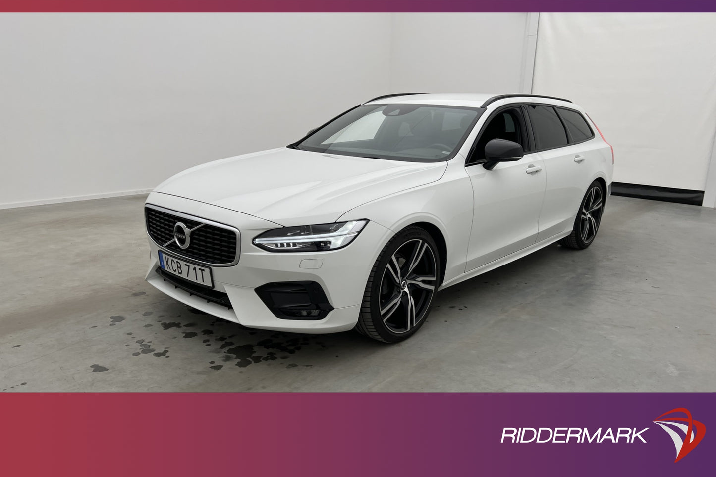 Volvo V90 D3e 150hk R-Design VOC Värm CarPlay Sensorer Drag