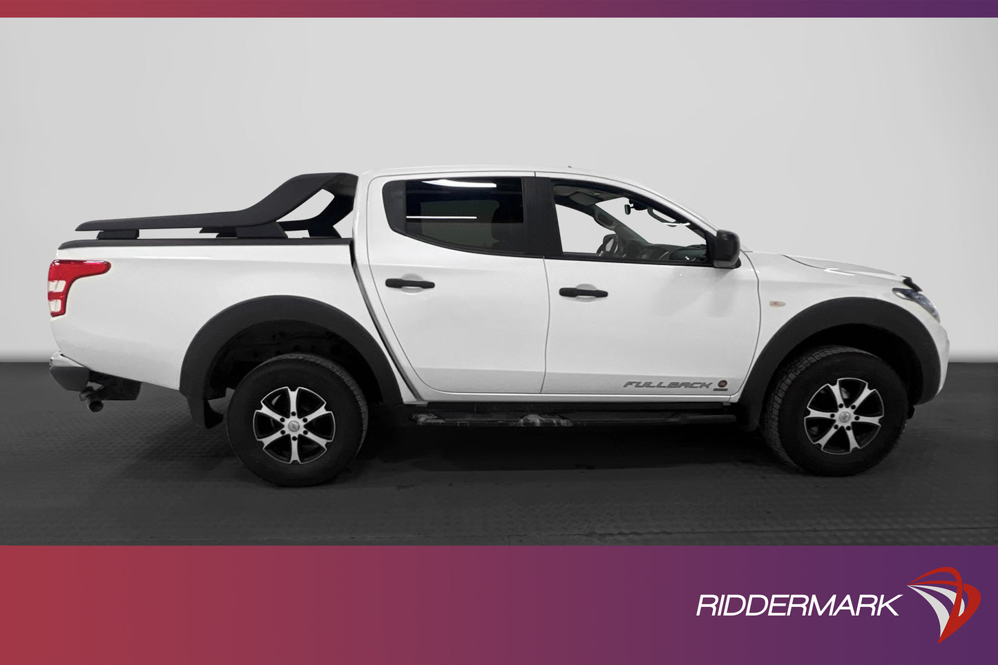 Fiat Fullback Cross 2.4 4x4 181hk D-Värm Dragkrok Skinn MOMS