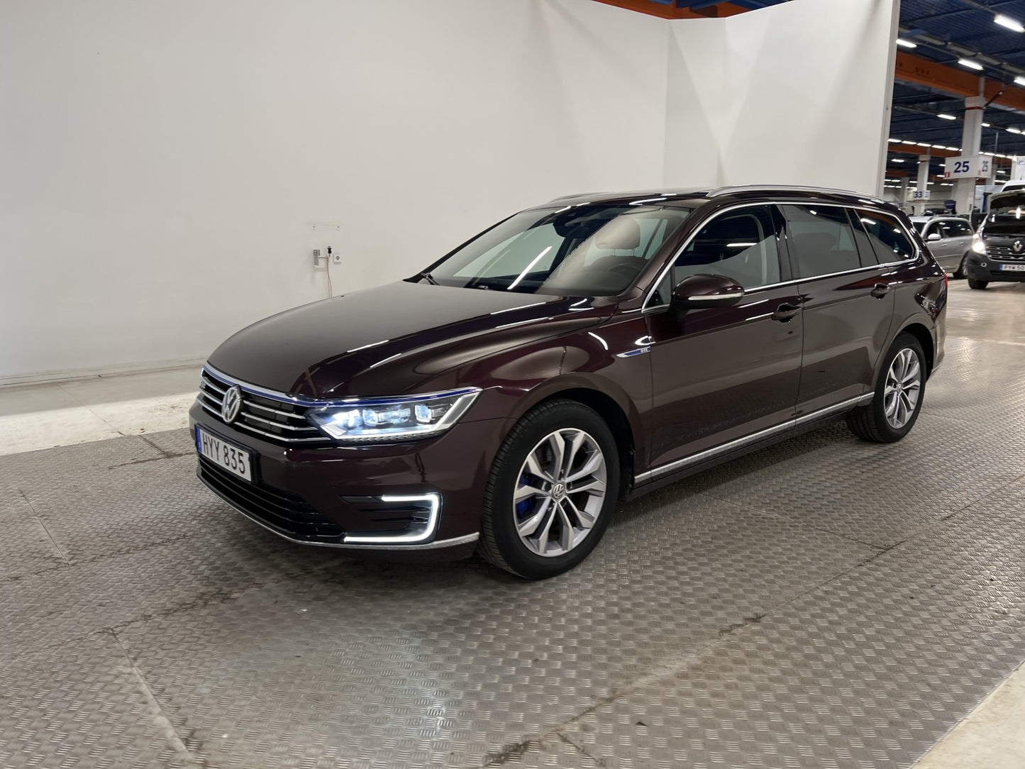 Volkswagen Passat GTE 218hk Active info Drag PVärm BKamera