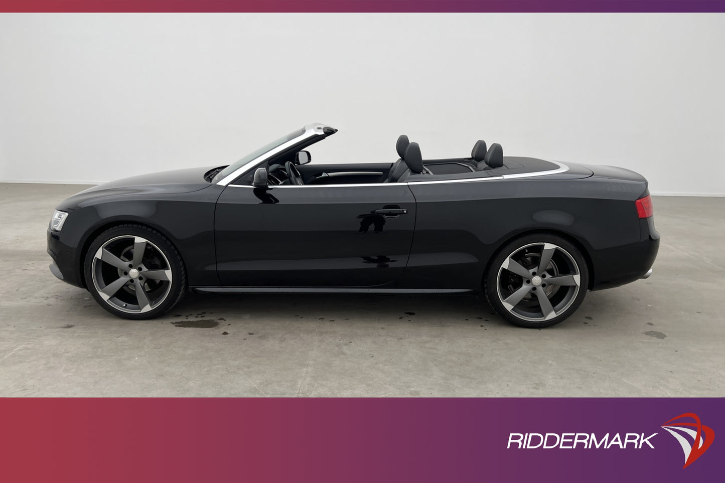 Audi A5 Cabriolet 2.0 TDI Proline Navi Sensorer Välservad