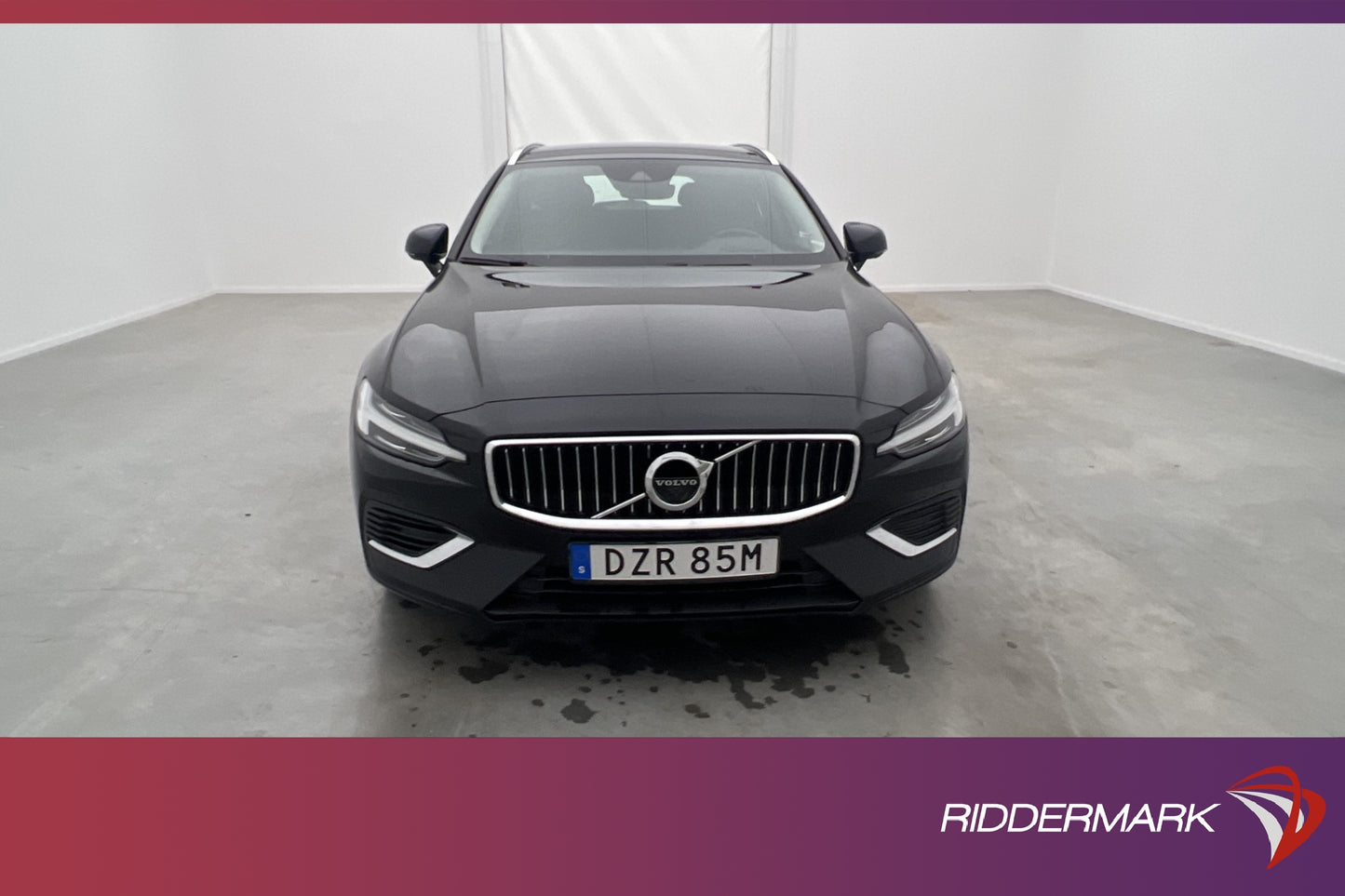 Volvo V60 T8 Inscription VOC Värm HUD 360° Navi Skinn Drag