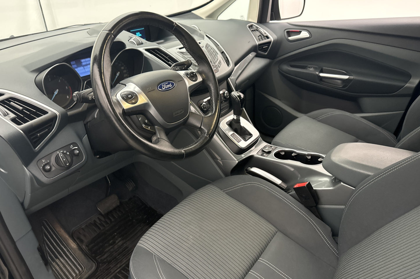 Ford C-Max 2.0 TDCi 115hk Titanium Sensorer Dragkrok Välserv