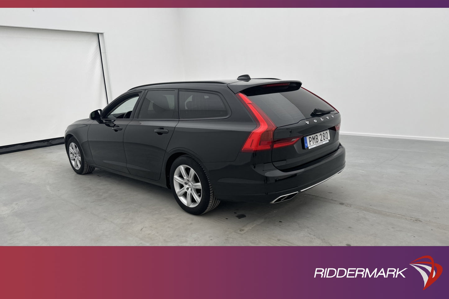 Volvo V90 D4 190hk Business D-Värm Drag Carplay VOC