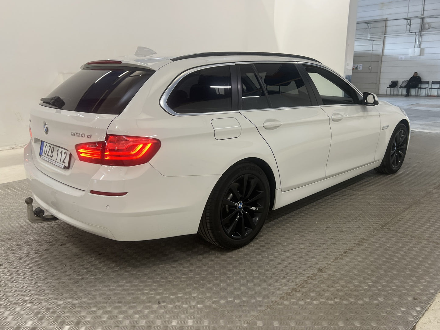 BMW 520 d xDrive Touring 190hk Skinn Dragkrok Euro 6