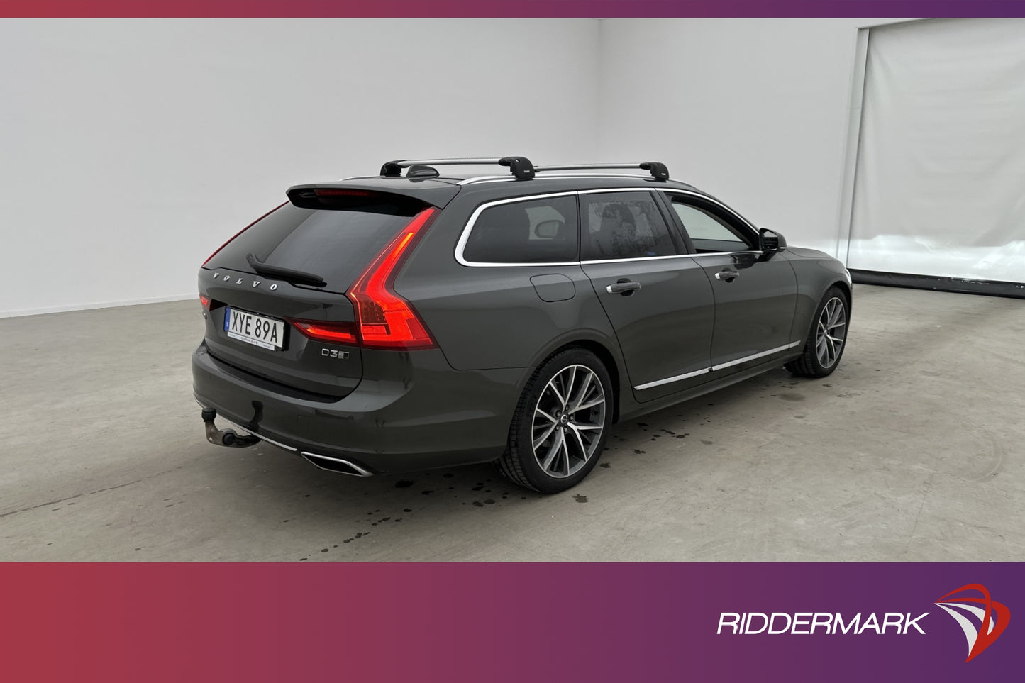 Volvo V90 D3 AWD Inscription VOC Värm H/K 360° Drag MOMS