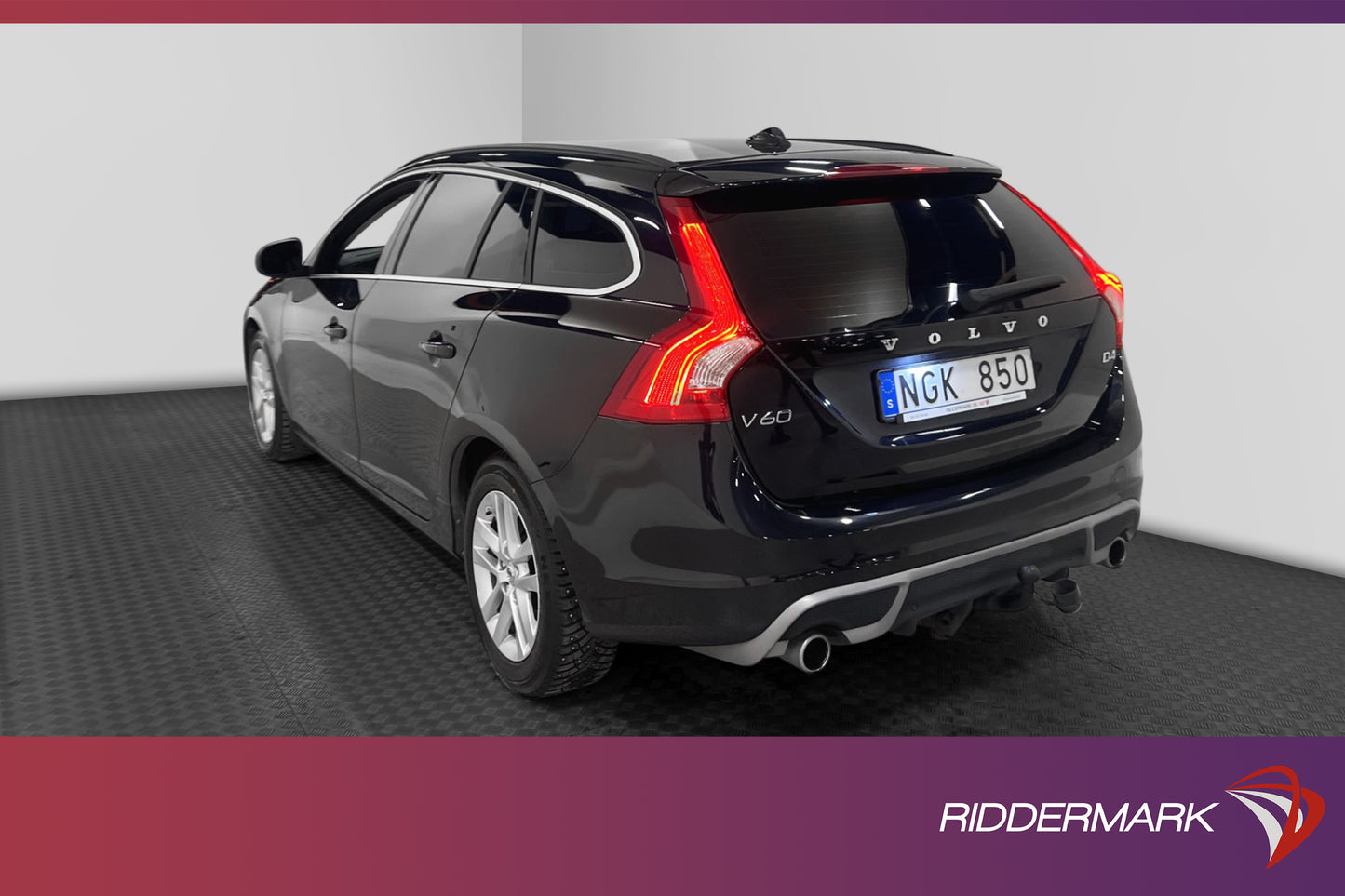 Volvo V60 D4 163hk R-Design VOC D-värme Skinn Navi Drag