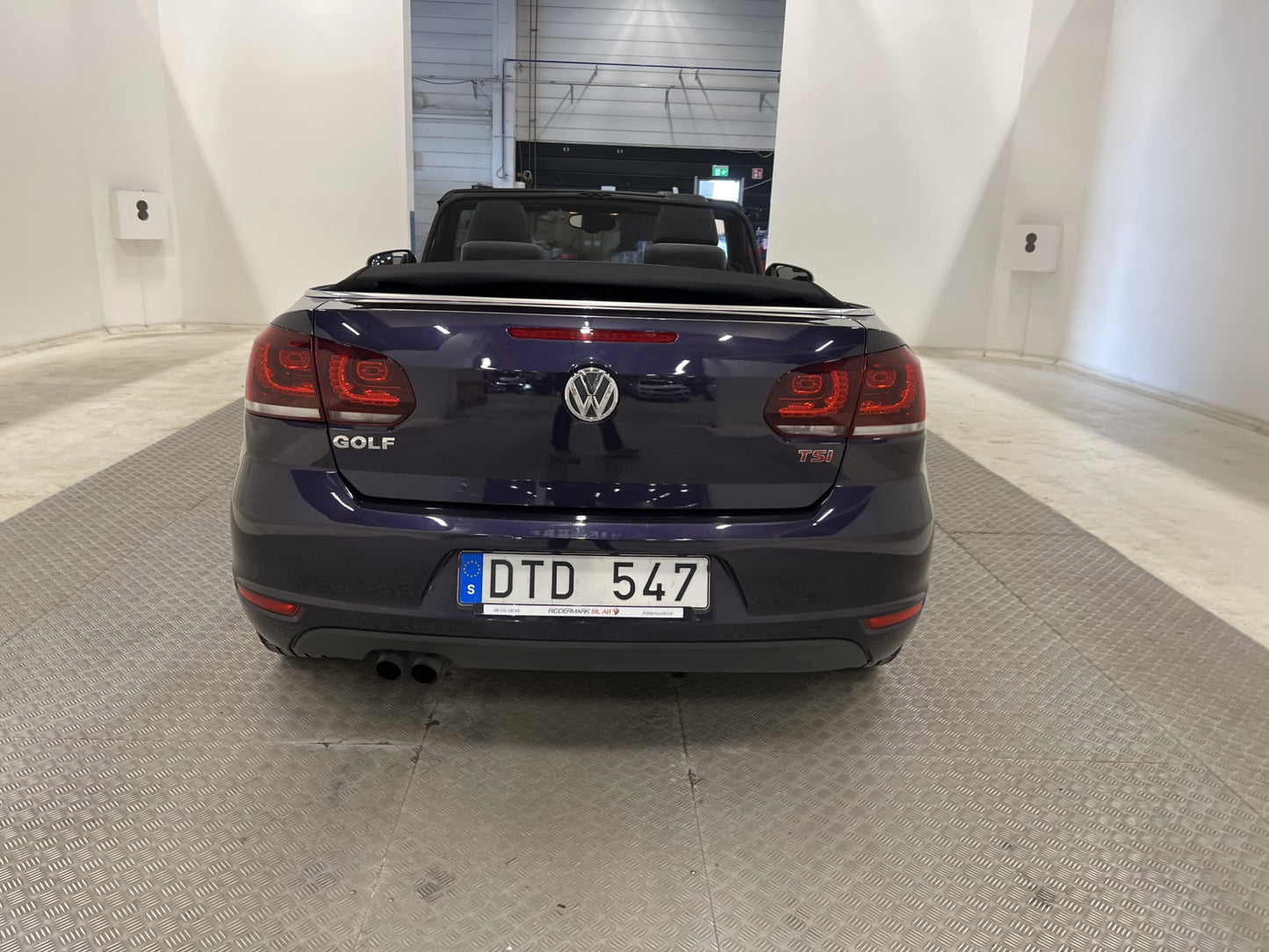 Volkswagen Golf Cabriolet 1.4 160hk Halvskinn Nybes Lågmil