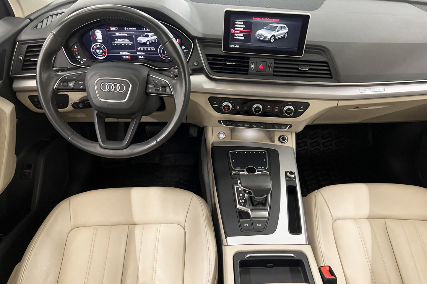 Audi Q5 2.0 TDI Q S Tronic 190hk Navi Drag D-Värm Cockpit