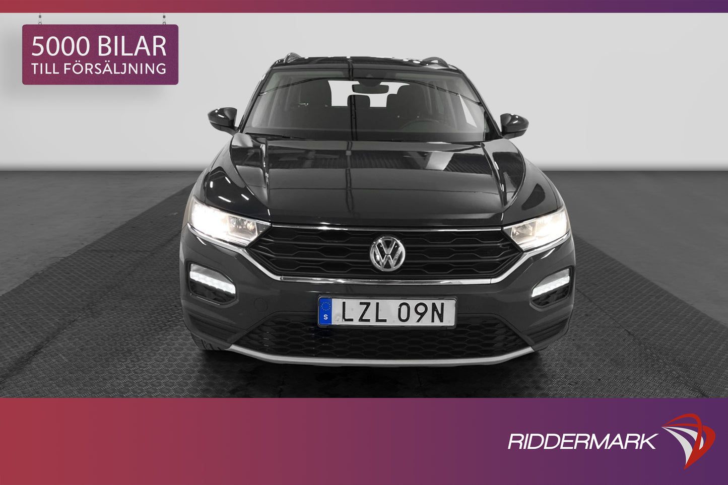 Volkswagen T-Roc 1.0 TSI 115hk P-sensorer CarPlay Nyservad