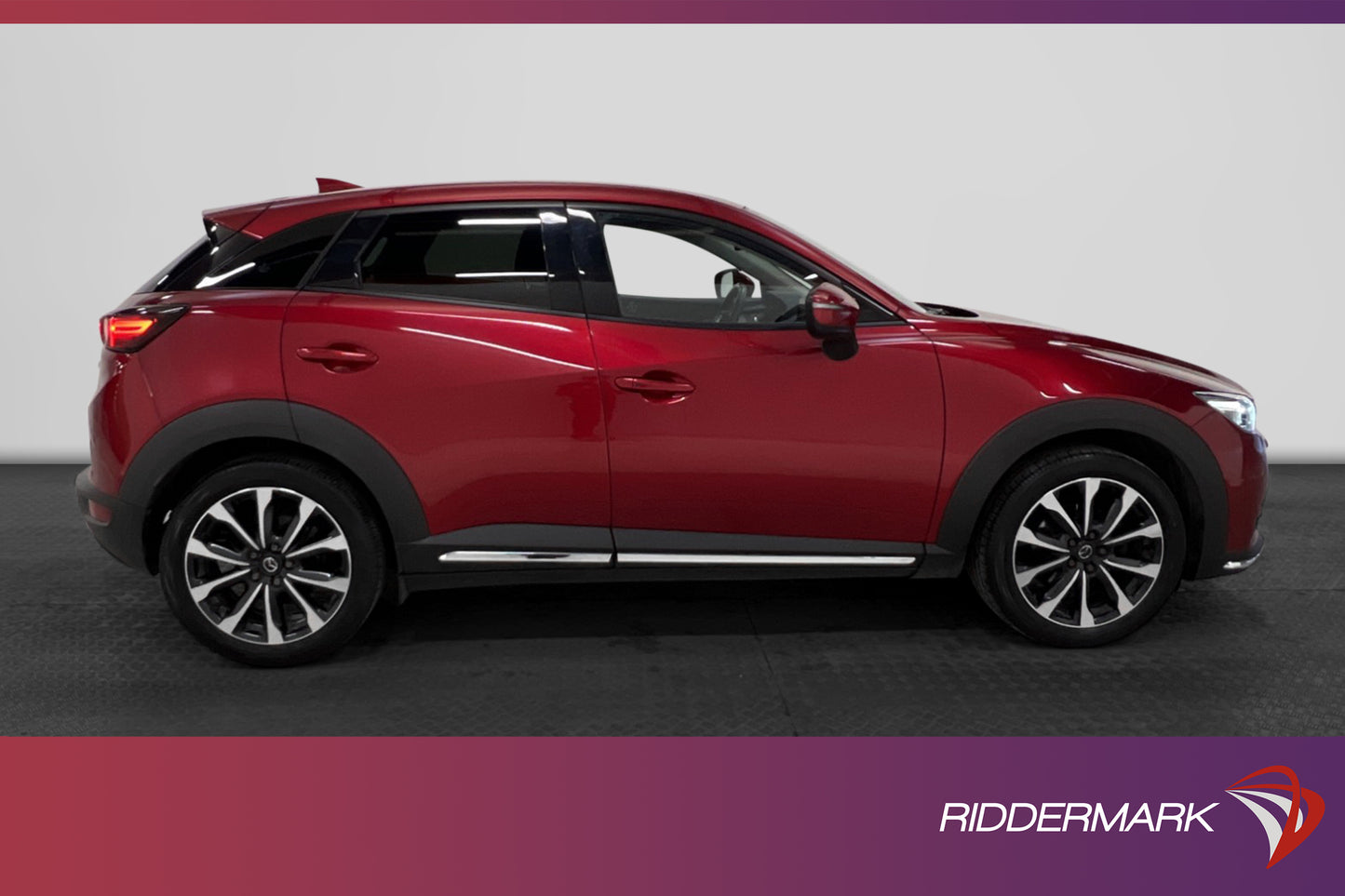 Mazda CX-3 2.0 SKYACTIV-G Optimum BOSE Skinn Kamera Navi HUD