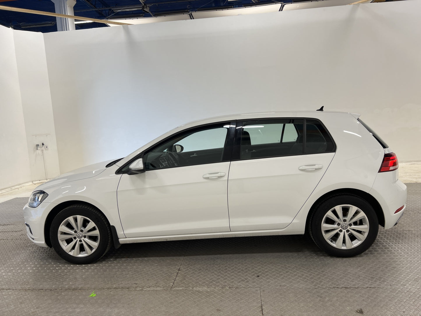 Volkswagen Golf 1.0 TSI 110hk App-connect Adaptiv 4455mil