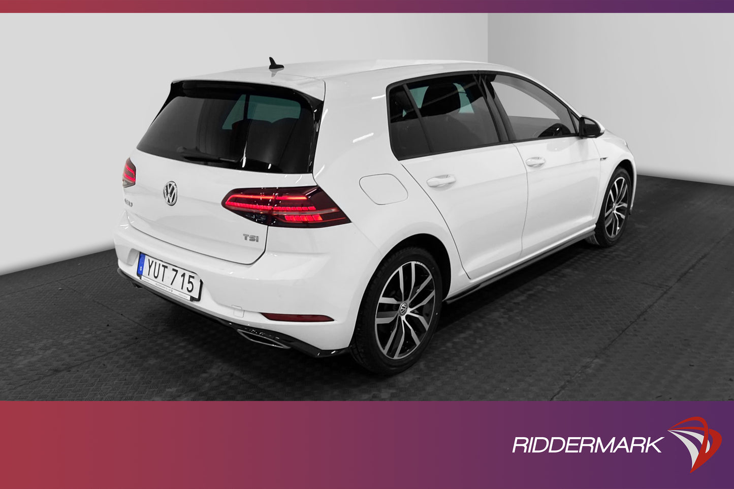 Volkswagen Golf 1.0 110hk R-Line Dynaudio CarPlay Kamera