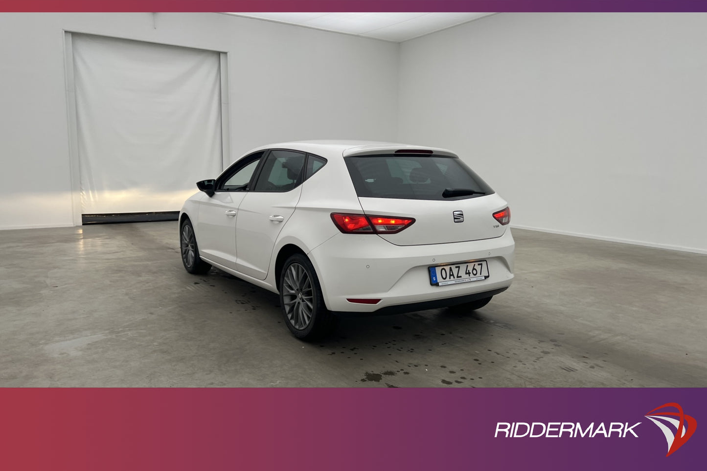 SEAT Leon TSI 110hk I-TECH Sensorer HalvSkinn Lane-Assist