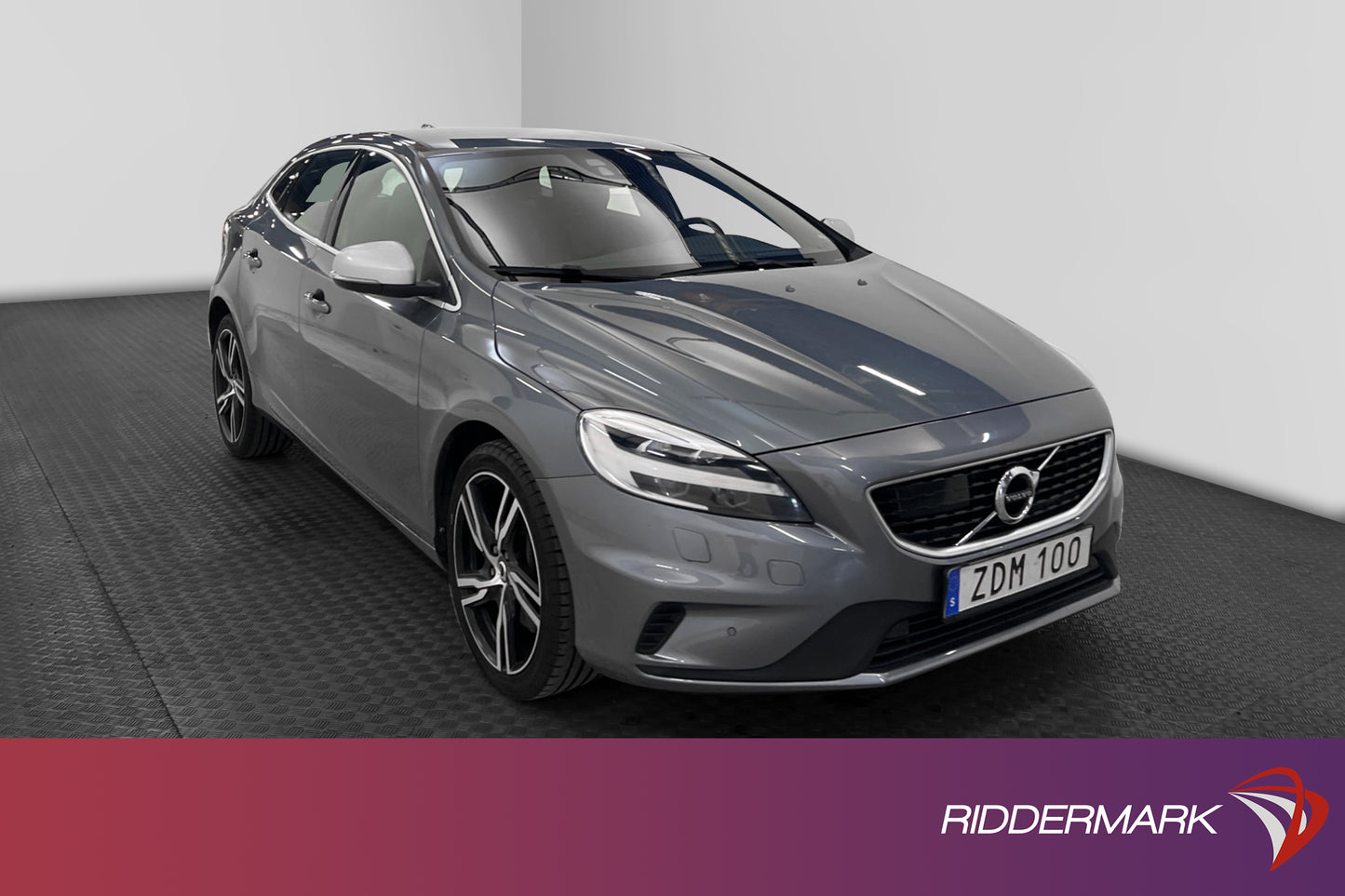 Volvo V40 D3 150hk R-Design D-Värmare VOC B-Kamera Navi